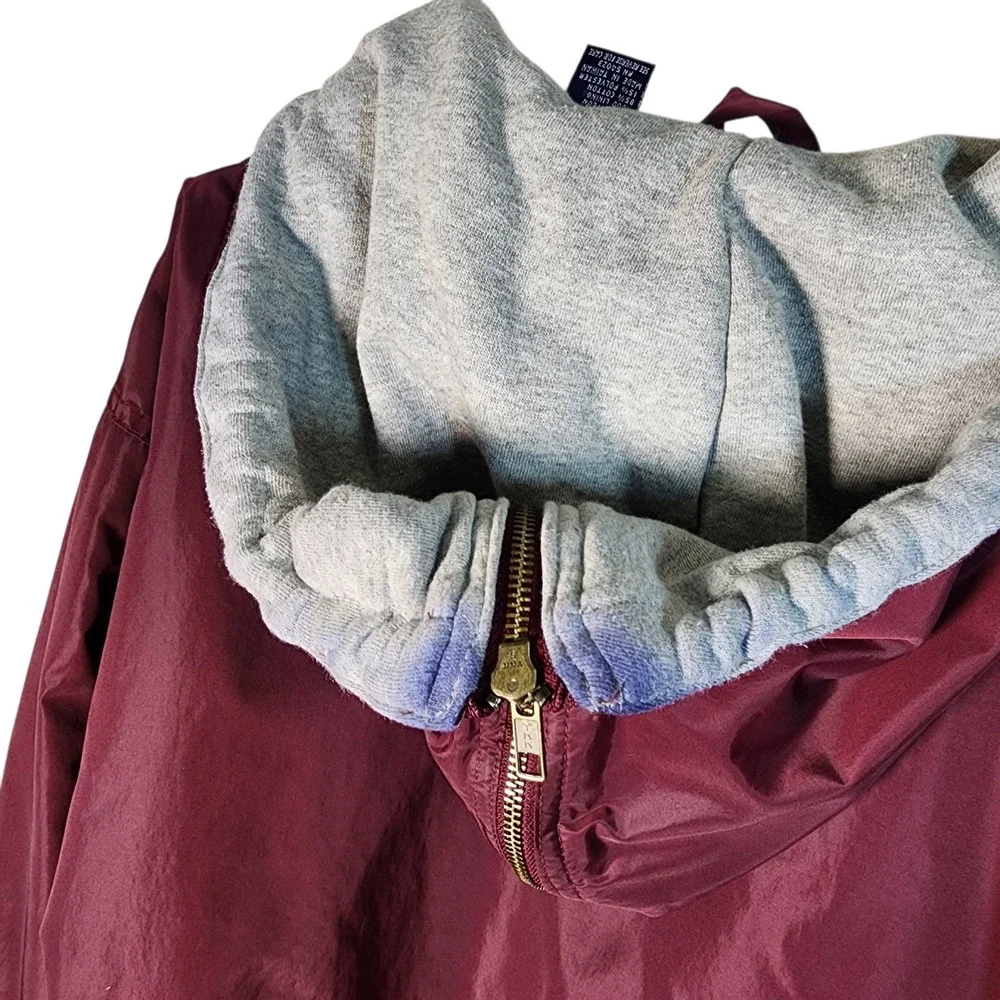 GAP Burgundy Nylon Hooded Anorak Pullover Jacket Size M Lightweight Windbreaker‎